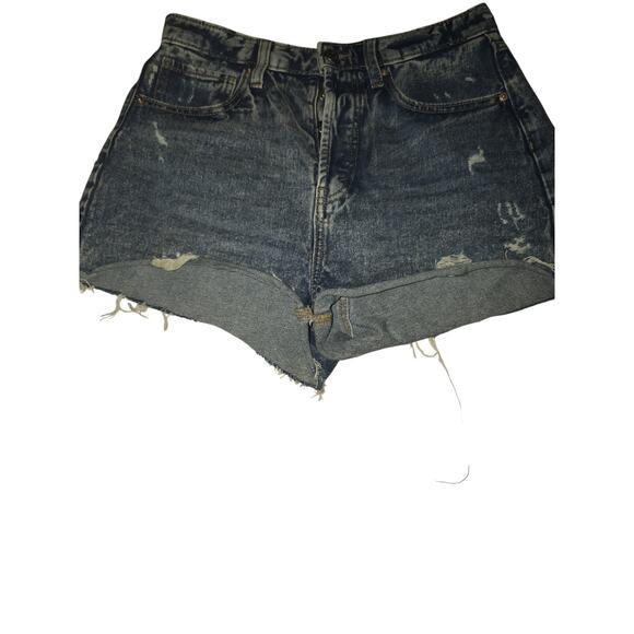 wild fable Pants - Wild Fable Highest Rise distressed Cut-off Denim Shorts Size 6/31 Waist